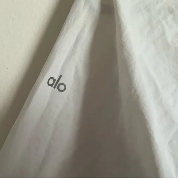 Alo Yoga Cropped 1/4 Zip Alumni Pullover White S - Picture 9 of 15